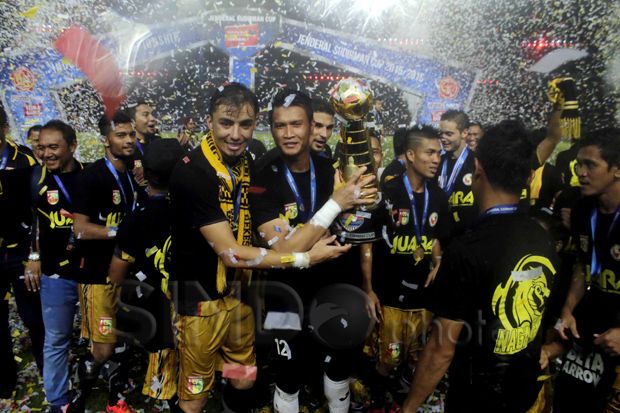 Cetak Comeback, Mitra...