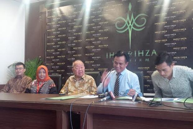 Yusril Ihza Mahendra...