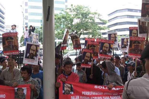 KPK Ditantang Berani...