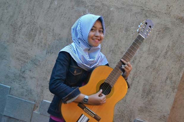 Ingin Jadi Gitaris dan...