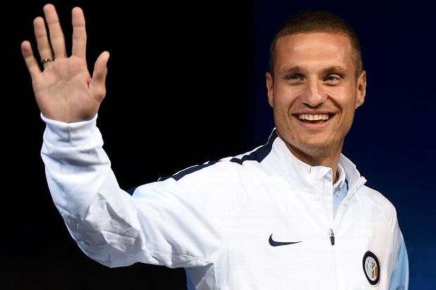 HOT NEWS: Nemanja Vidic...