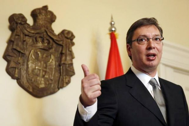 PM Serbia Minta Parlemen...