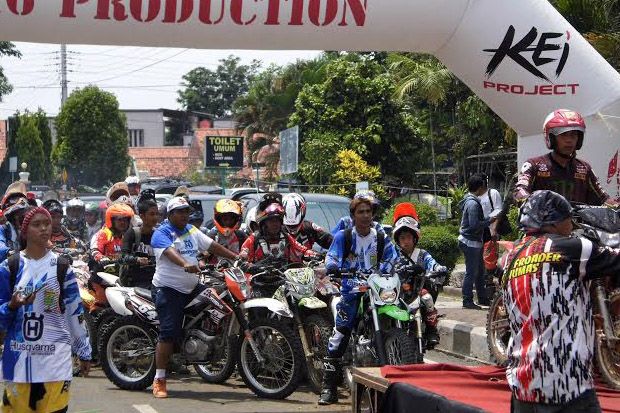 2 Riders Tewas saat...
