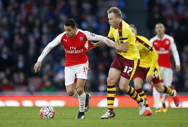 Arsenal ke Babak Kelima...