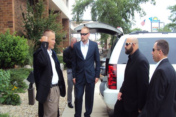 Van Gaal Sewa Bodyguard