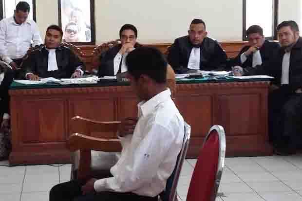 Agus Pasrah Dituntut...