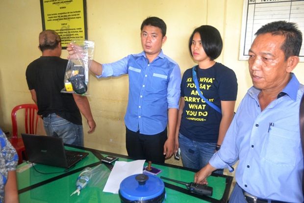 PNS Pol PP dan Petani...