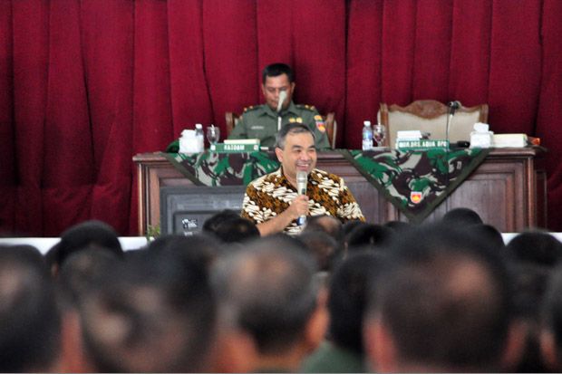 Anggota TNI Jangan Mengagungkan...