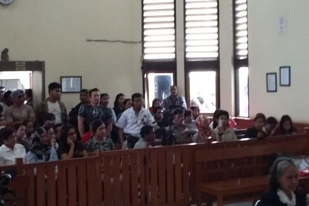 JPU Bacakan Tuntutan,...