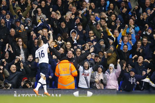 Gulung Watford, Spurs...