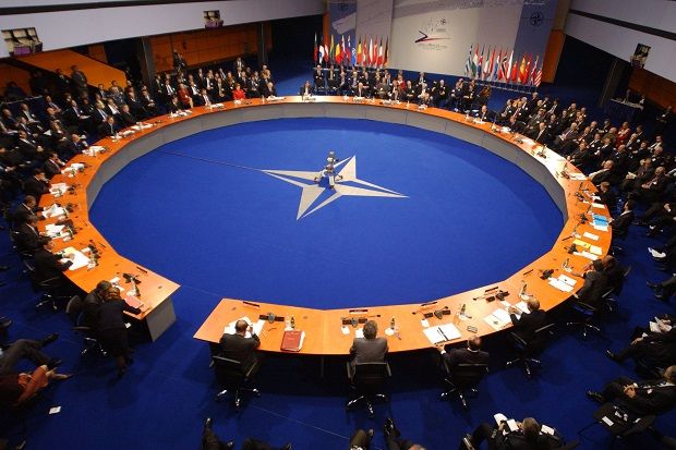 NATO Gunakan Russophobia...