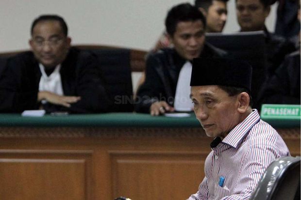 Pengadilan Cabut Hak...