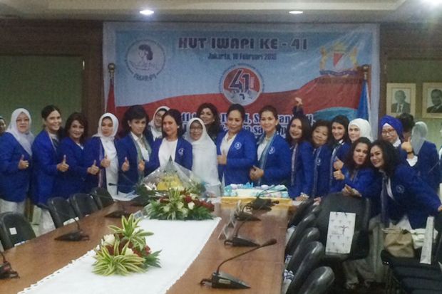 Rayakan HUT ke-41, IWAPI...