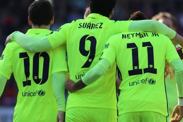 Inilah 8 Trio Striker...