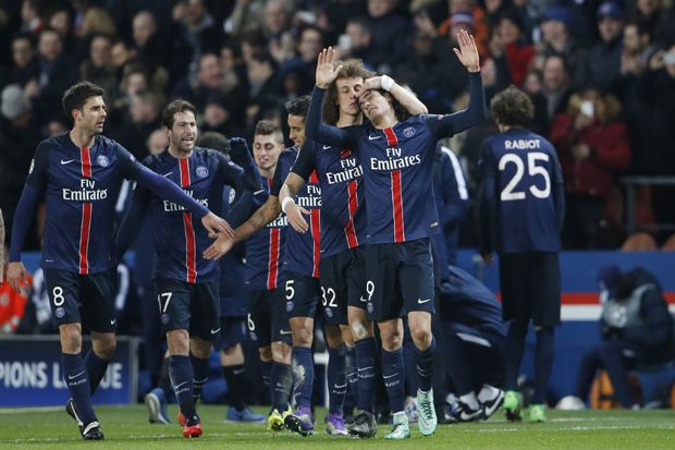 Cavani Jadi Pahlawan...