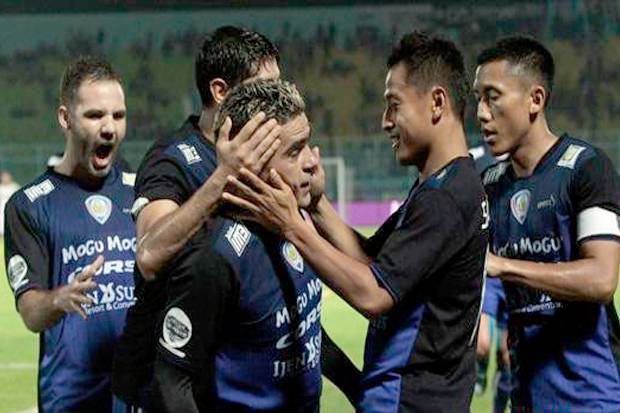 Arema Malu-Malu Pasang...