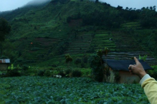 Prasasti Hilangnya Dusun...