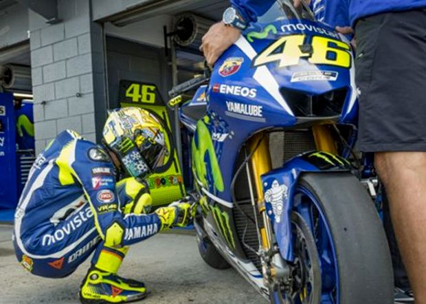 Rossi dan Lorenzo Belum...