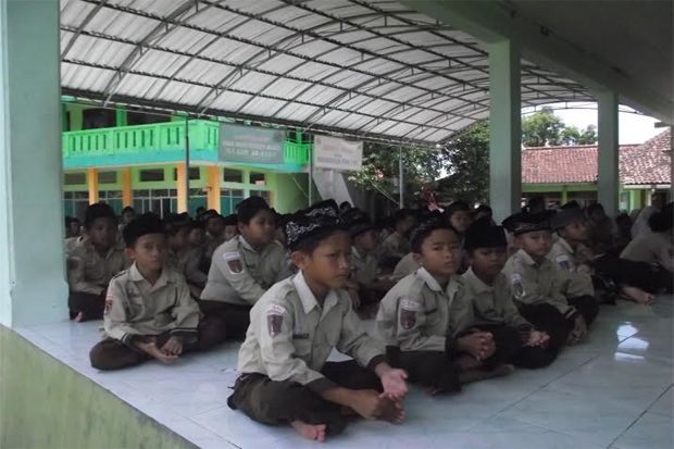 Ponpes Keluarga Rio...