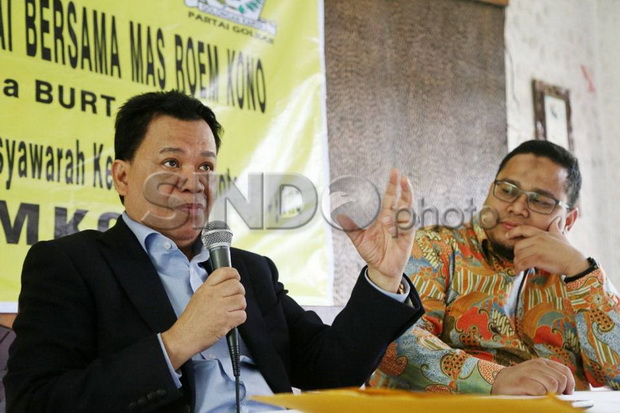 Pelaporan Ade Komarudin...