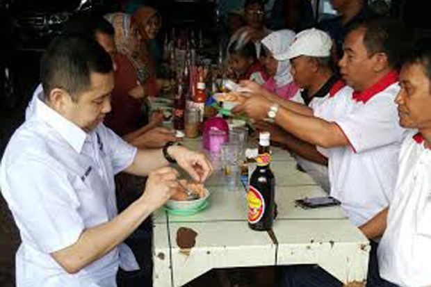 HT Sarapan Bubur Ayam...