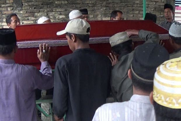 Jenazah Korban Ledakan...