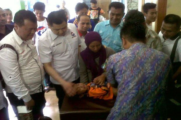 HT Hadiri Sunatan Massal...