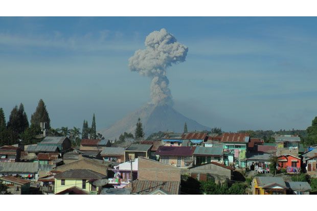 Gunung Sinabung Kembali...