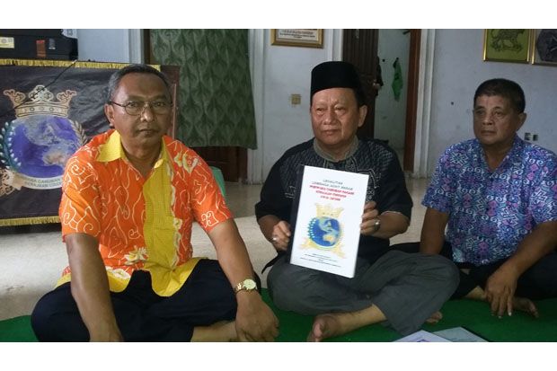 Muncul ke Publik Ini...