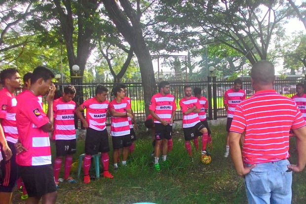 Jelang Mitra Kukar vs...