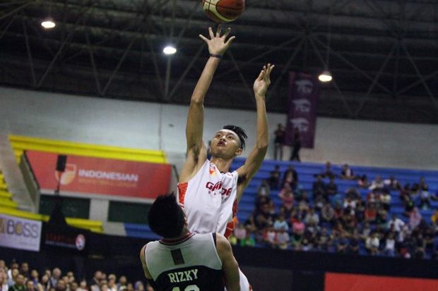 Bungkam Aspac, Garuda...