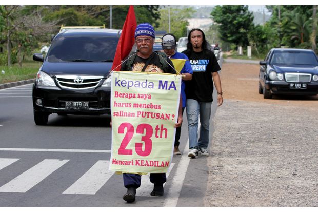 Indra Azwan Pencari...