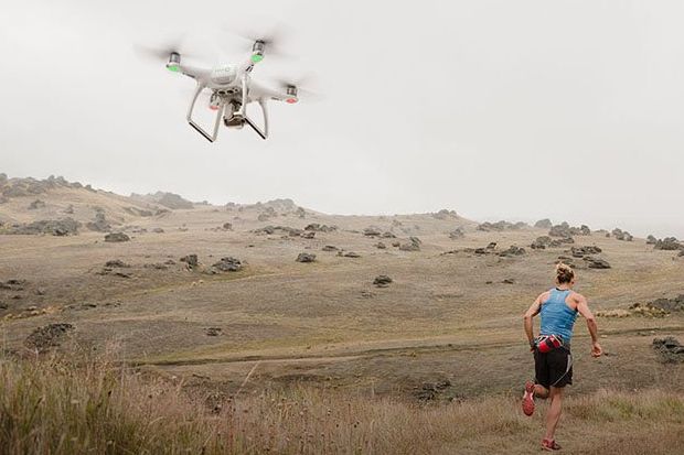 Drone DJI Phantom 4...