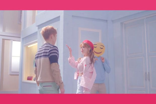 Dikunjungi Xiumin EXO,...