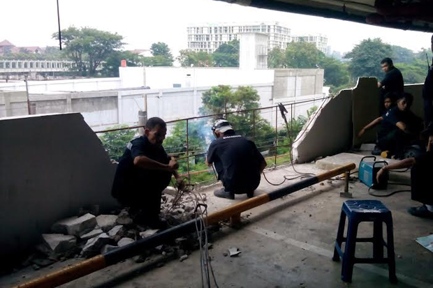 Garis Polisi Dilepas,...