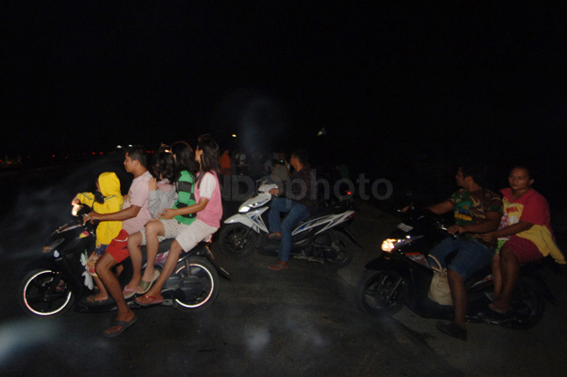 Warga 10 Kecamatan di...