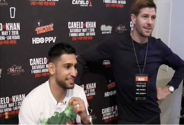 Jelang Hadapi Canelo,...