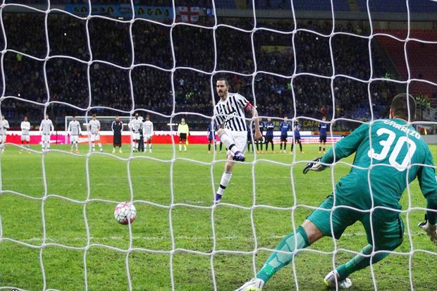 Bek Juventus Masih Sakit...