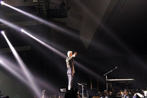 Tak Cuma Piawai Bermusik,...
