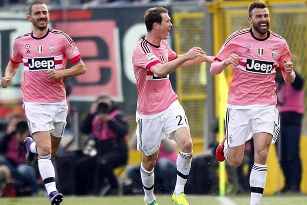 Juventus Kembali ke...