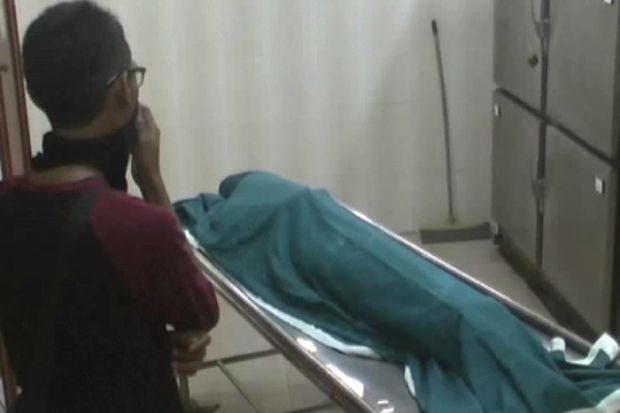 Dikeroyok Belasan Pemuda,...
