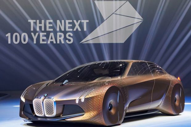 BMW Rayakan Ulang Tahun,...