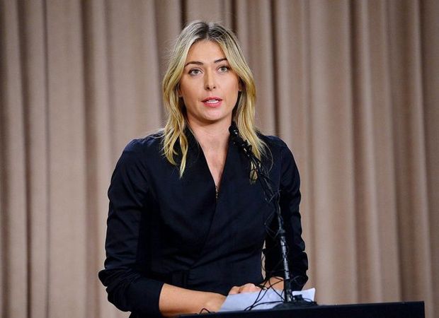 Maria Sharapova Tersandung...