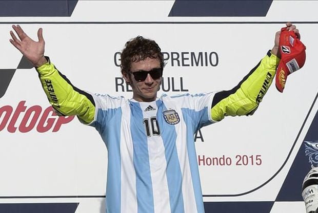 Rossi Bakal Hadapi Xavi...