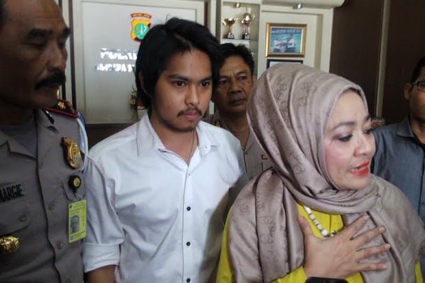 Putra Rano Karno Bantah...