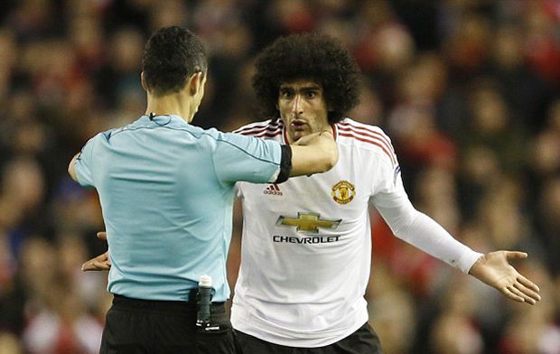 Sikut Wajah Can, Fellaini...