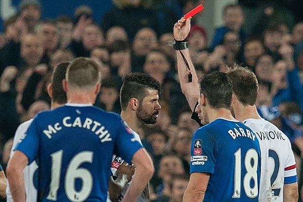 Pelatih Everton Klaim...