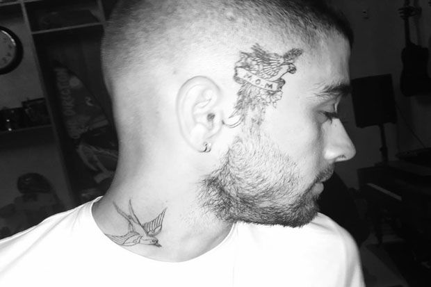 Zayn Malik Pamerkan...