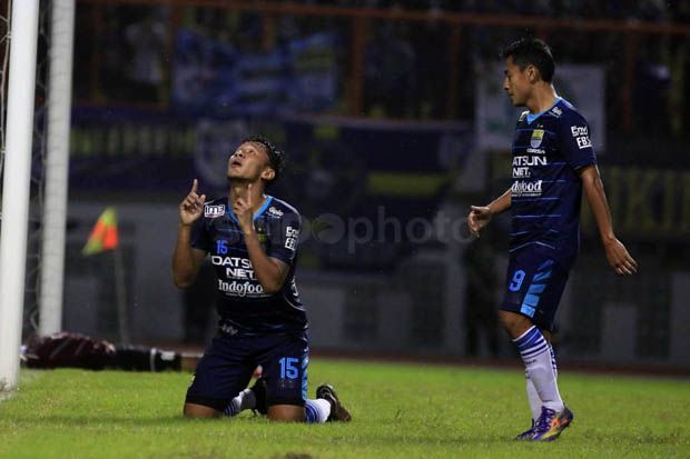 83 Tahun Persib Bandung:...