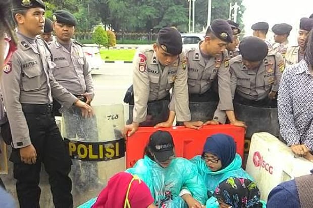 Tolak Penggusuran, Jaringan...